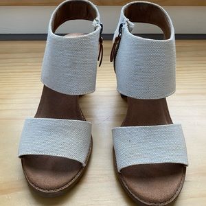 TOMS Majorca Block Heel Sandal - Natural Linen - Gently Used